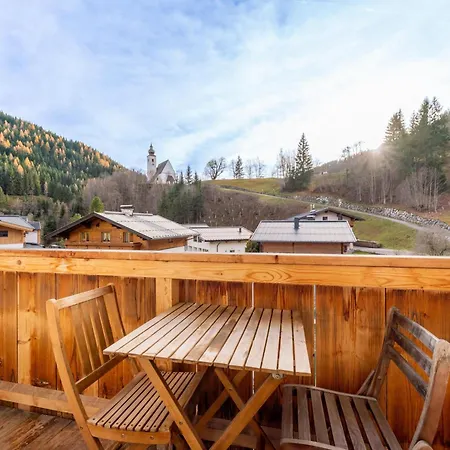 Dom wakacyjny Leni Dienten am Hochkönig